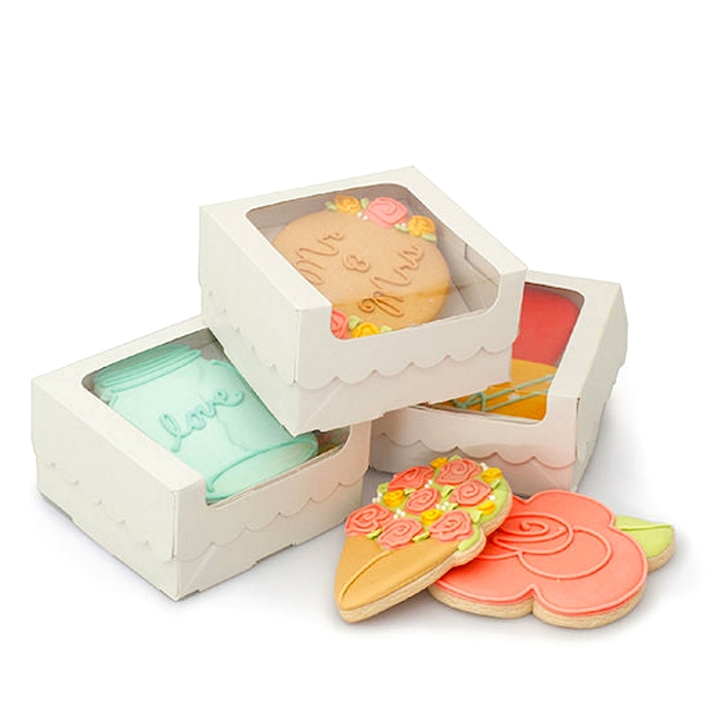 4 Cookie Packaging White Boxes w/risers Display